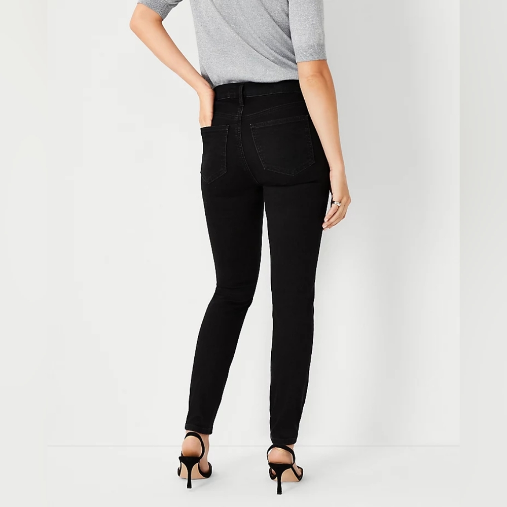 Ann Taylor Skinny Black Jeans in 2 Tall Long